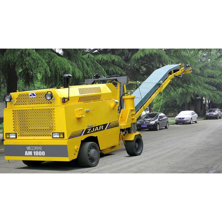 Stroj za brušenje ceste